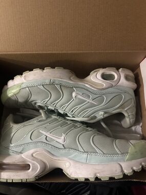 Nike Mint Green and White Air Max-Style Sneakers